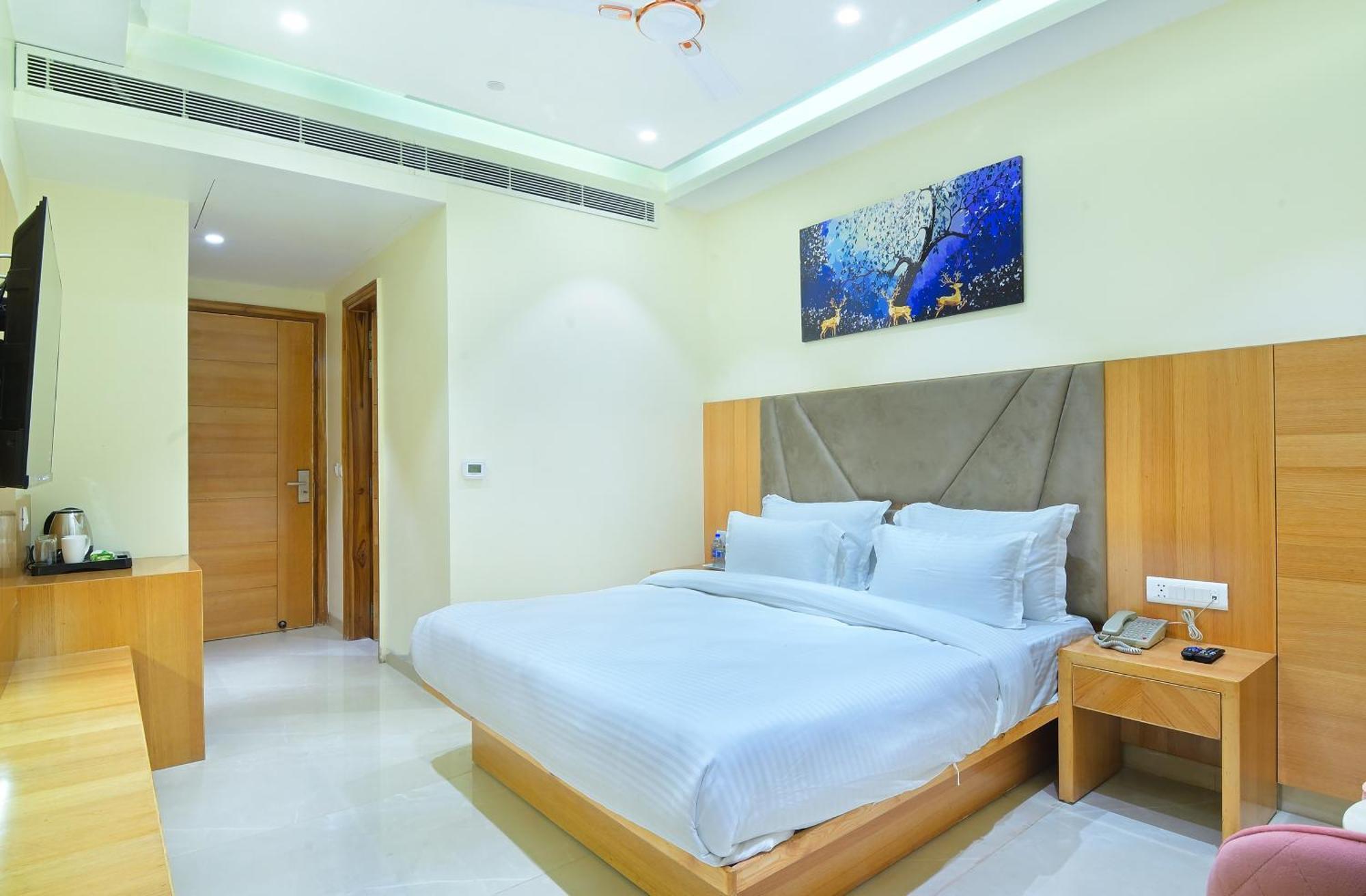 Hotel Shandon-2 Mins From Connaught Place Нью-Дели Экстерьер фото